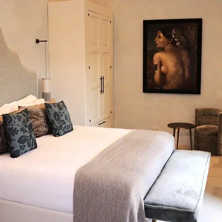 Palazzo Maresgallo & Couette-café 4*