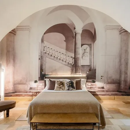 Palazzo Maresgallo & 4*
