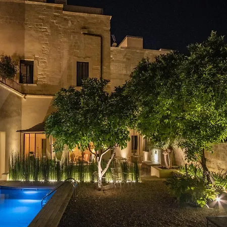 Palazzo Maresgallo & Lecce