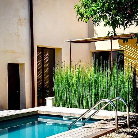 Bed & Breakfast Palazzo Maresgallo & *