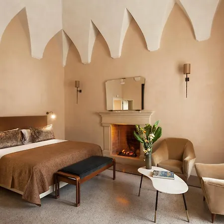 Bed and Breakfast Palazzo Maresgallo &