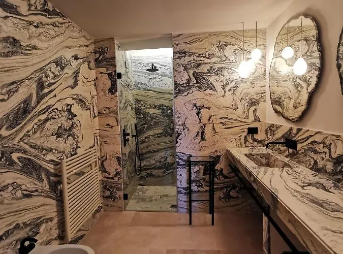 Palazzo Maresgallo 4*