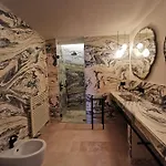 Palazzo Maresgallo & 4*