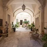 Palazzo Maresgallo & 4*