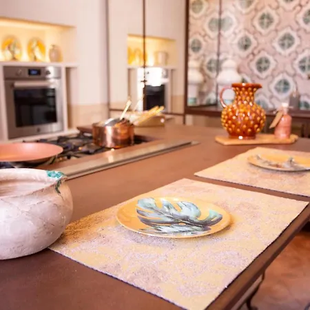 Palazzo Maresgallo 4*