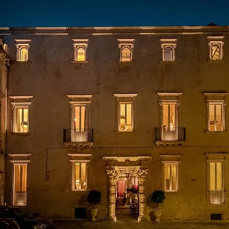 Bed & Breakfast Palazzo Maresgallo & 4*