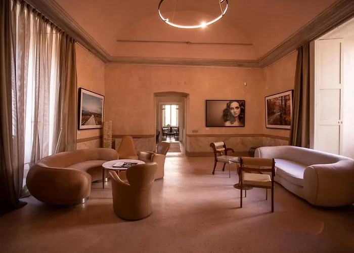 Palazzo Maresgallo & Lecce