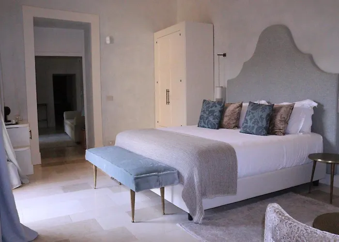 Palazzo Maresgallo & 4*