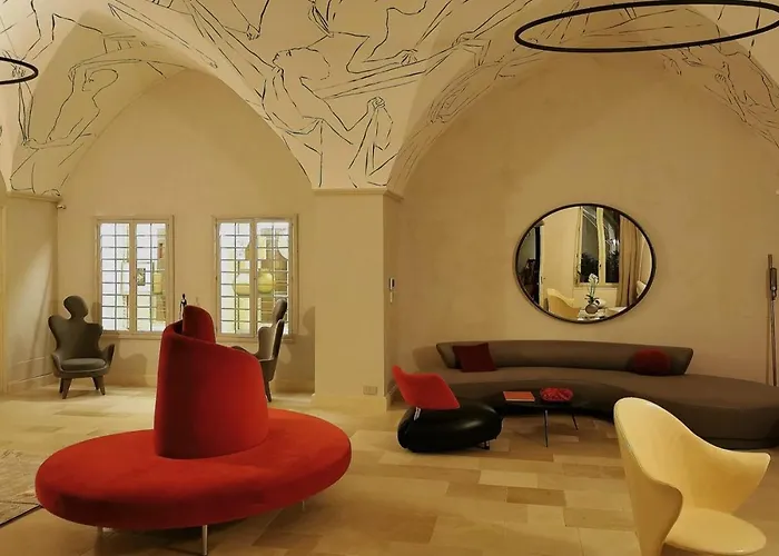 Palazzo Maresgallo & 4*